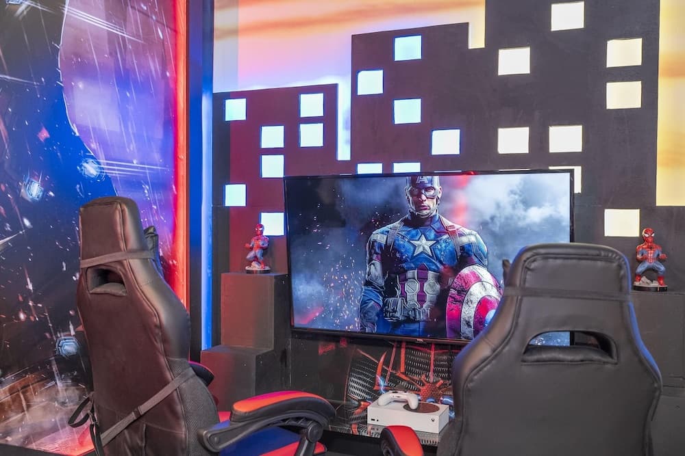 Bella Broad - Image 112