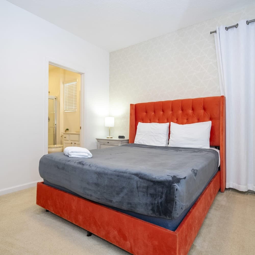 Bella Broad - Image 70