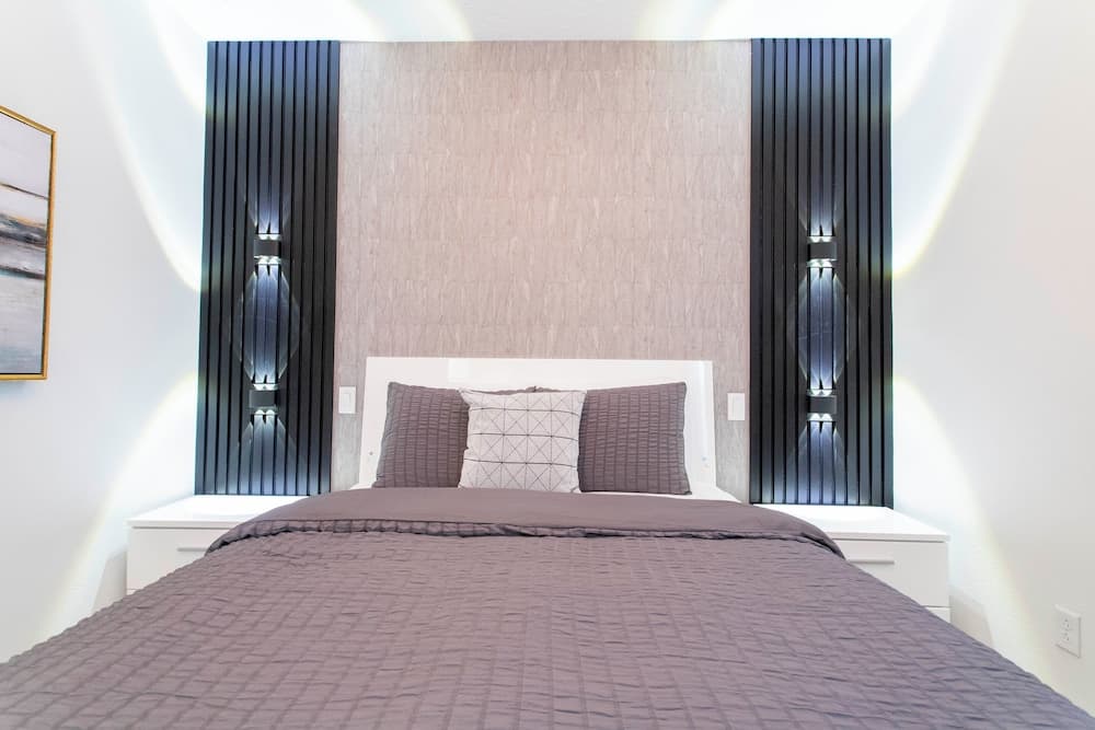 Amelia Villa #8991 - Image 33