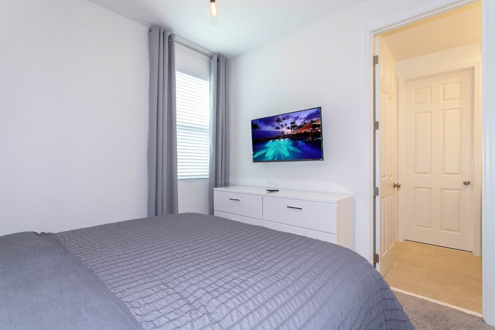 Amelia Villa #8991 - Image 35