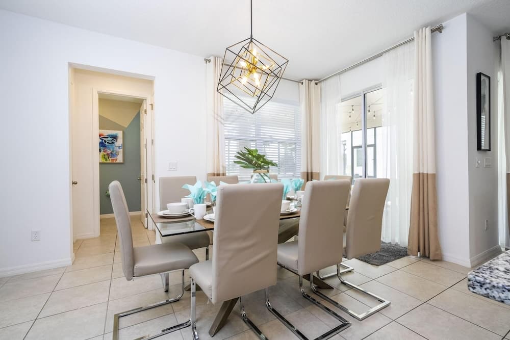 Amelia Villa #8991 - Image 12