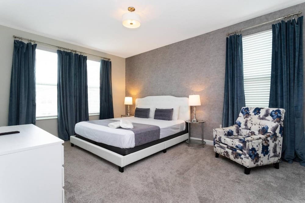 Gentry Way - Image 52