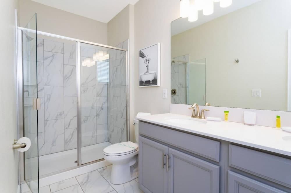 Gentry Way - Image 59