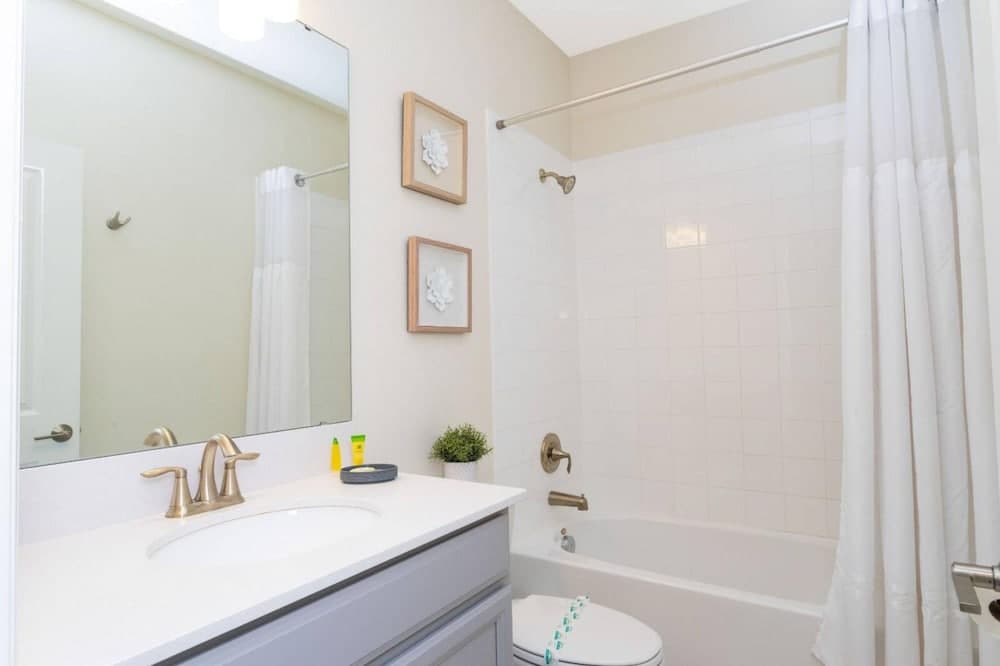 Gentry Way - Image 76