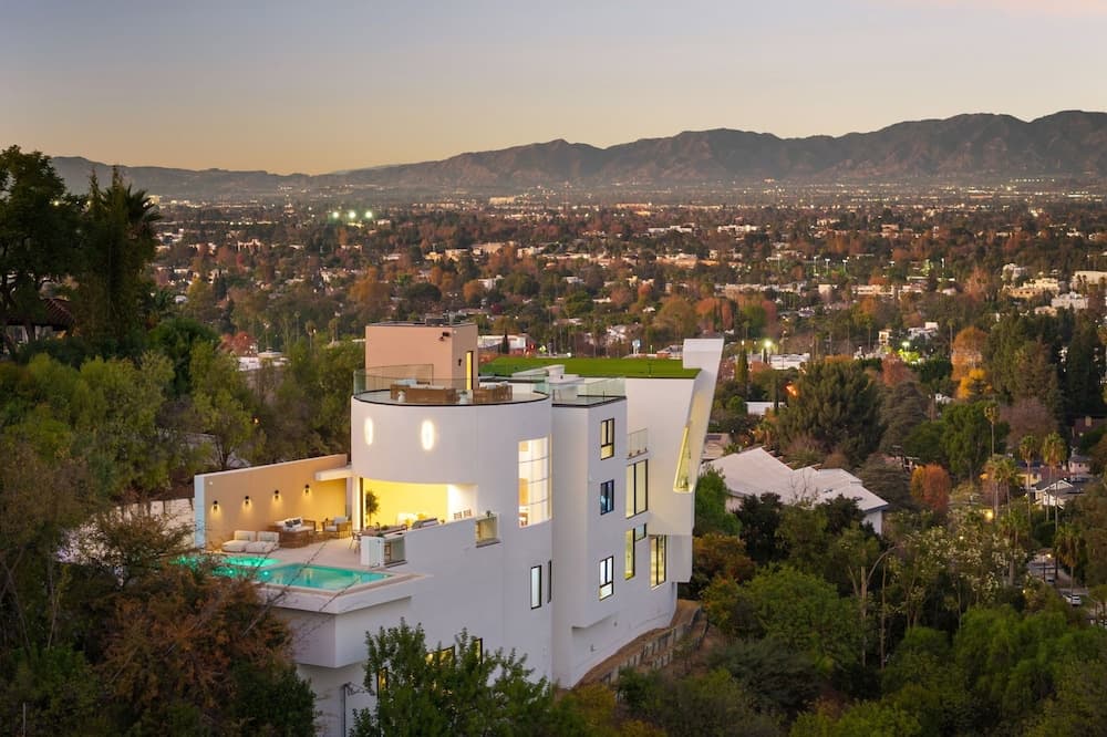 Woodhill Canyon - Image 3