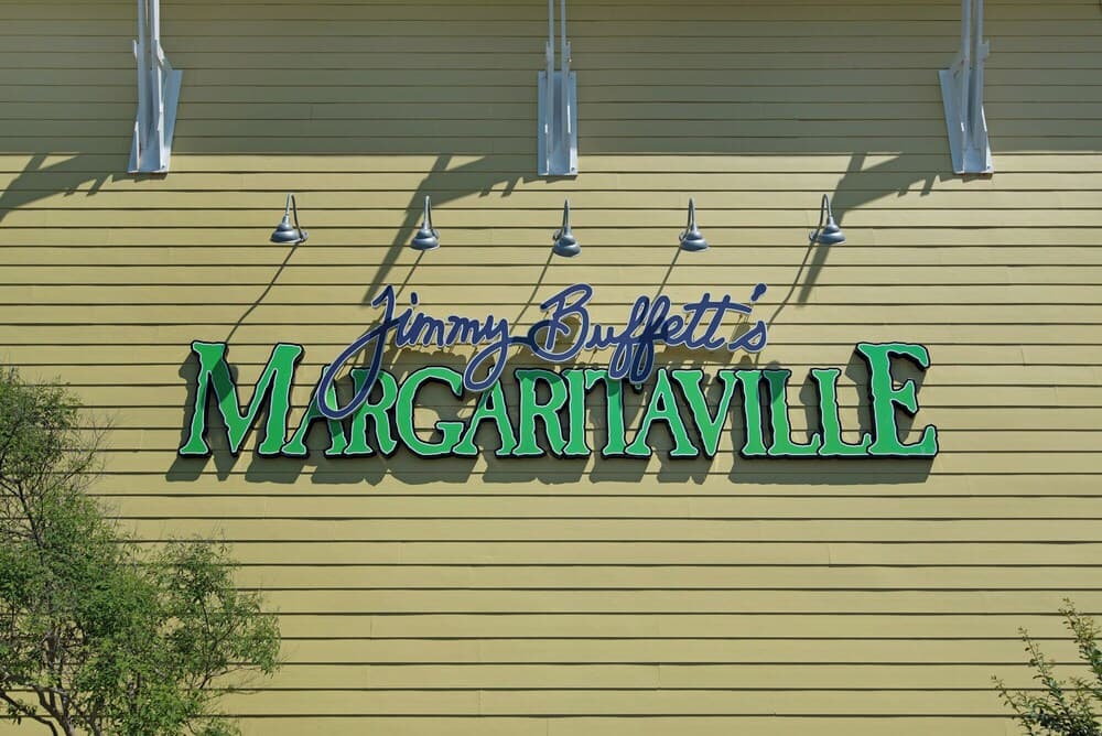 Opulent Gulf Front Home - Image 42