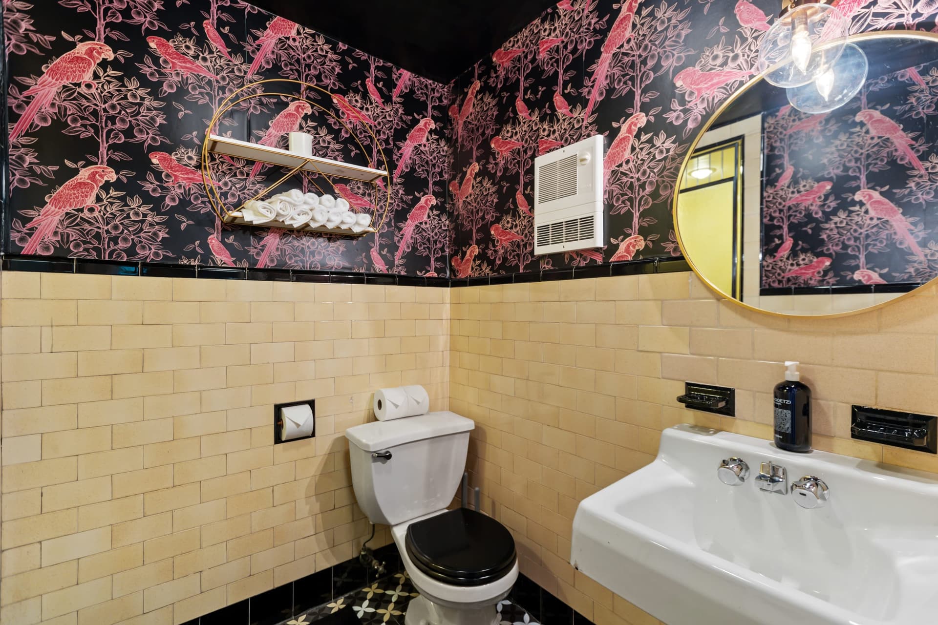 Garden Place - Image 53