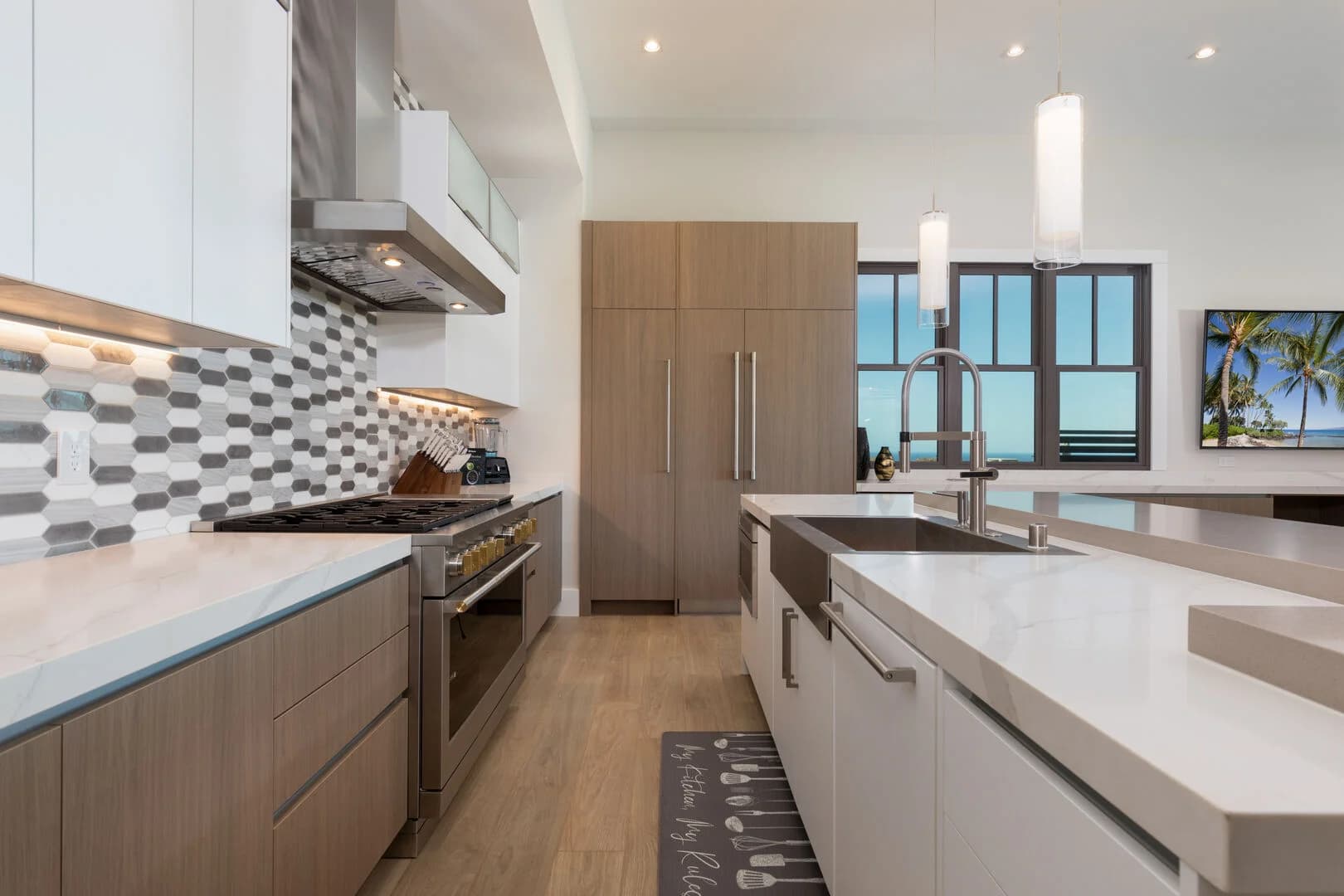 Hale Kailani - Image 25