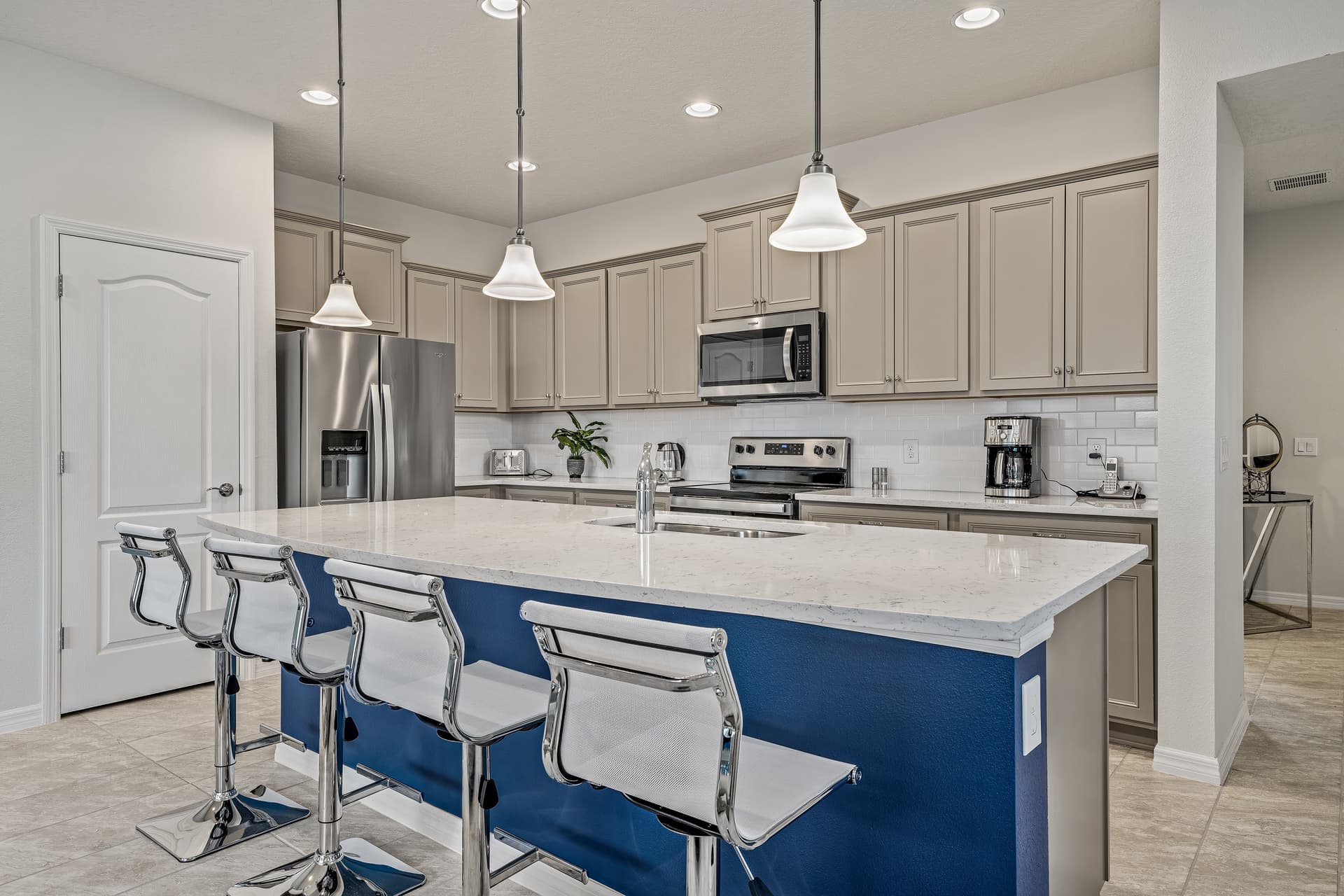 Windsor Discovery - Image 3