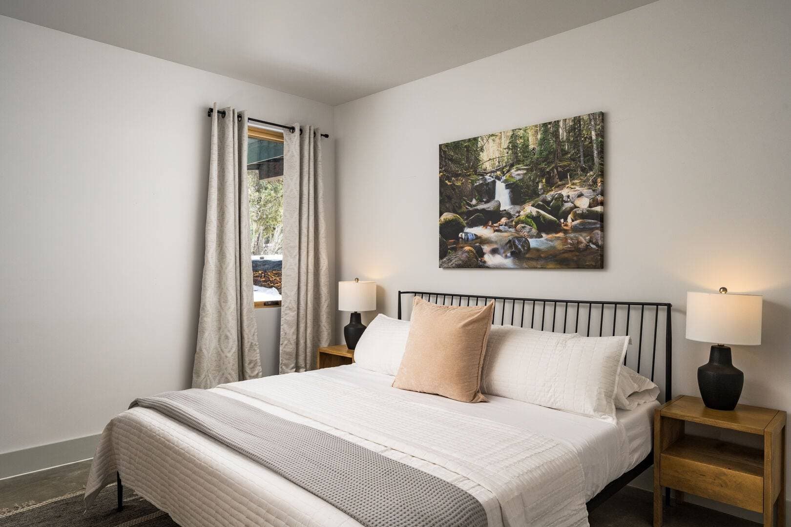 Mountain Manor - Image 29