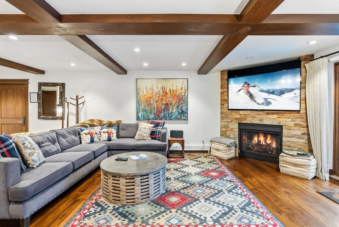 Iconic Vail Village Retreat - Image 1