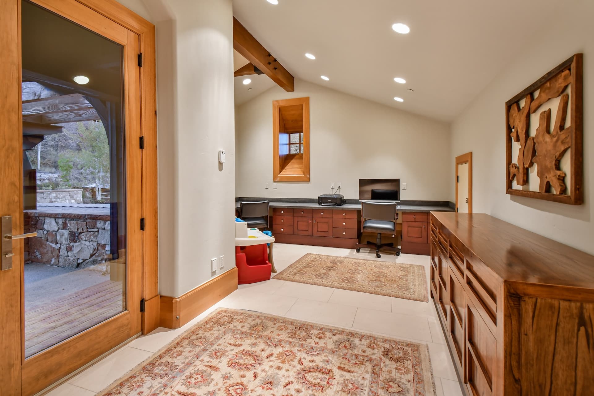 Dream Pointe - Image 27