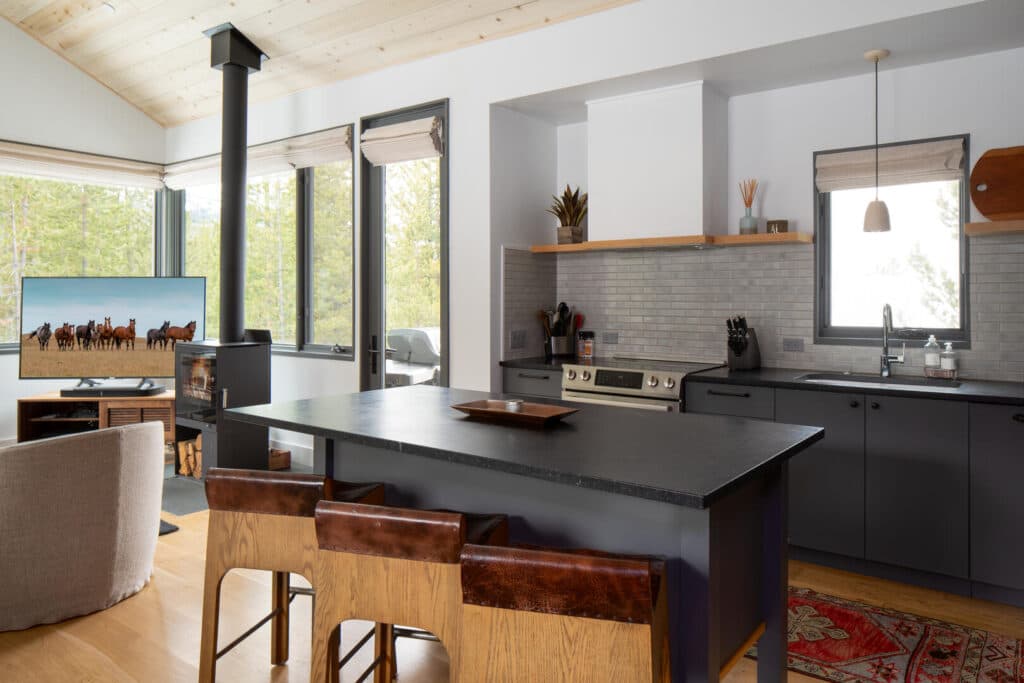 Lake Cabin #27 - Image 4