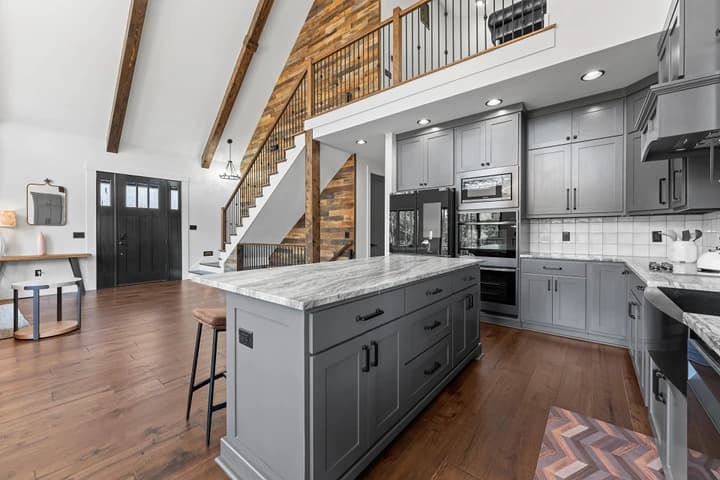 Gray Fox Lodge - Image 64