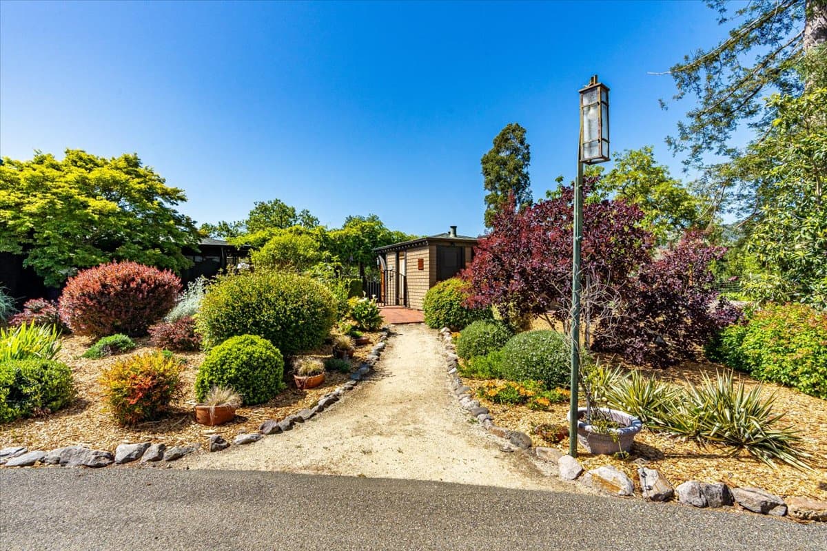 Benziger Family Estate - Image 10