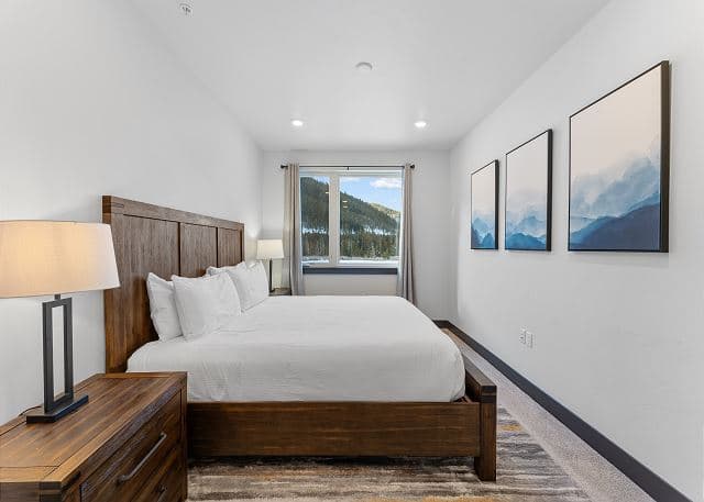 Crestview Chalet Bliss - Image 23