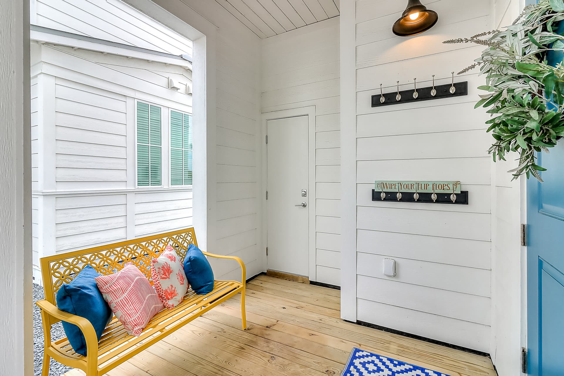 Barefoot Bungalow Home - Image 17