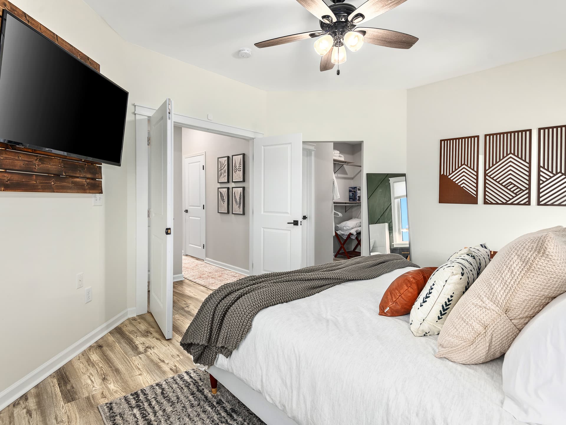 Blue Ridge Panorama - Image 15