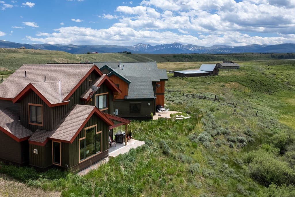 Everview Heights Townhouse - Image 20