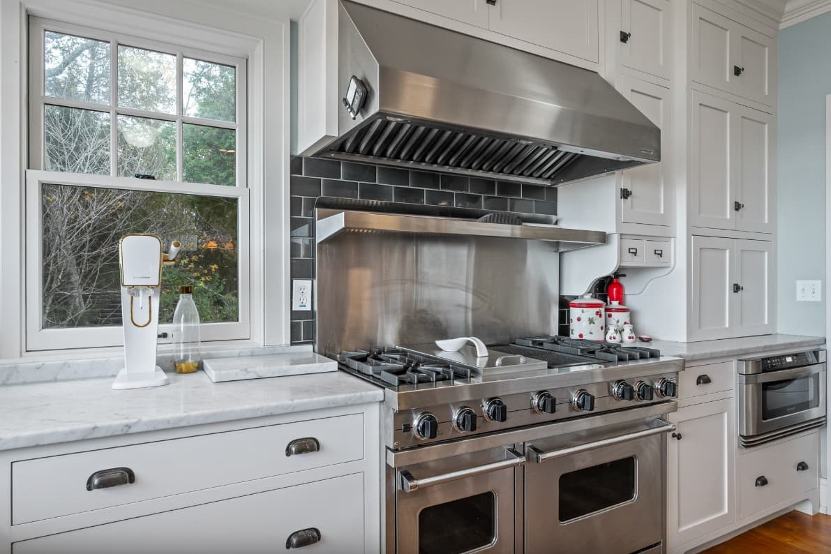 Goettelman's Lake House - Image 16