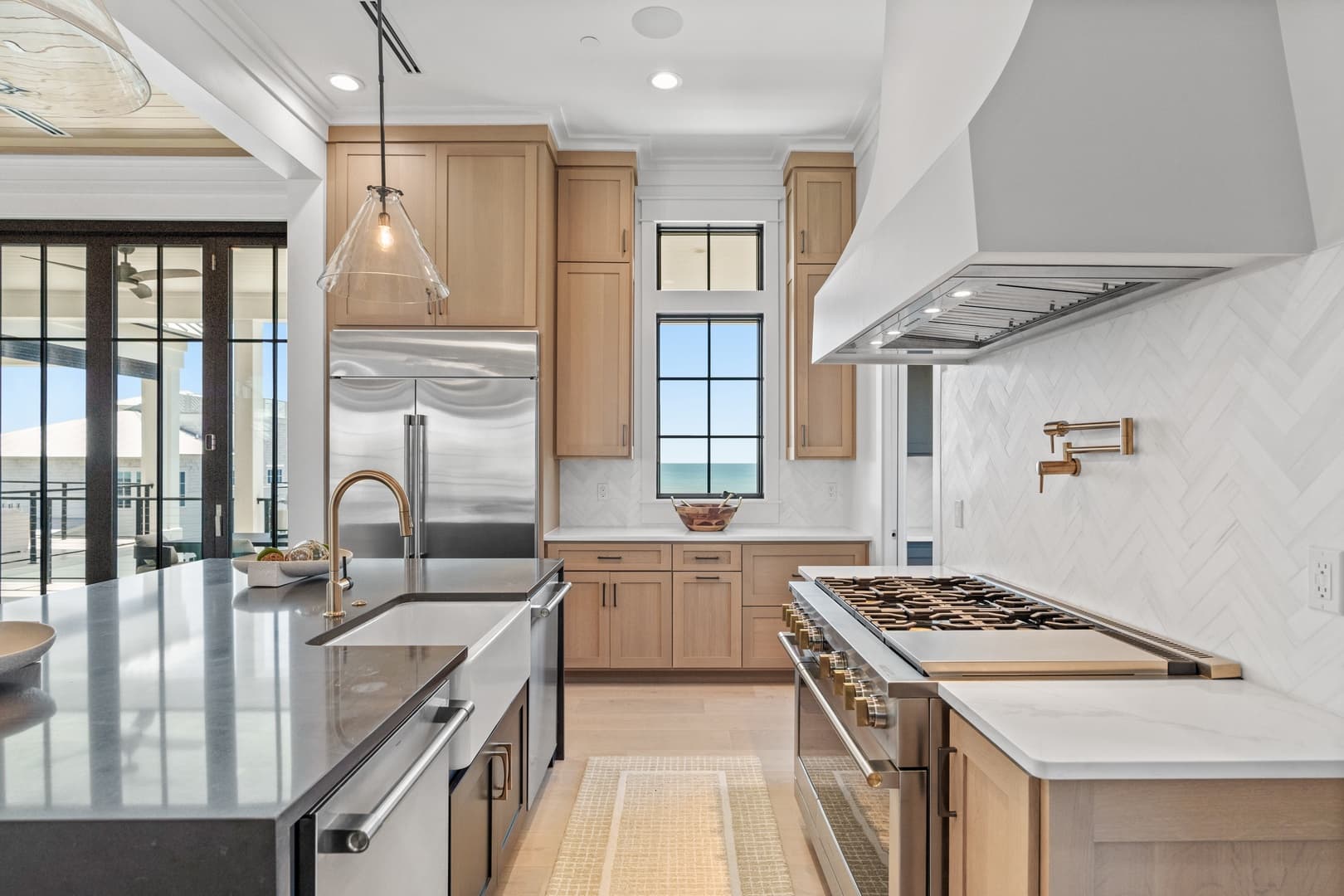 Grand Pearl - Image 96