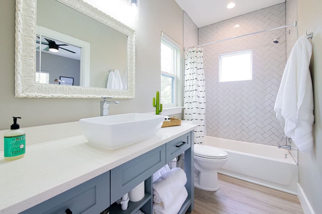 Wish You Were Here Place - Image 28