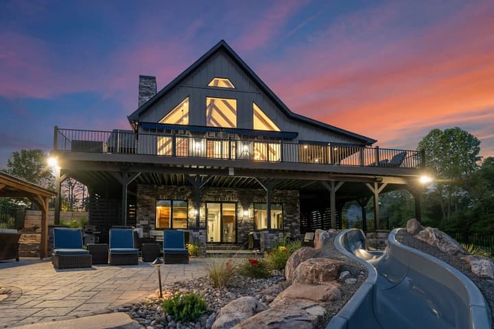 Gray Fox Lodge - Image 55