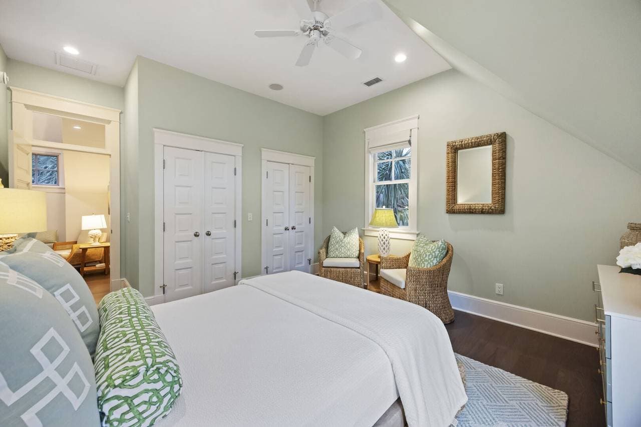 Blue Heron Pond - Image 33