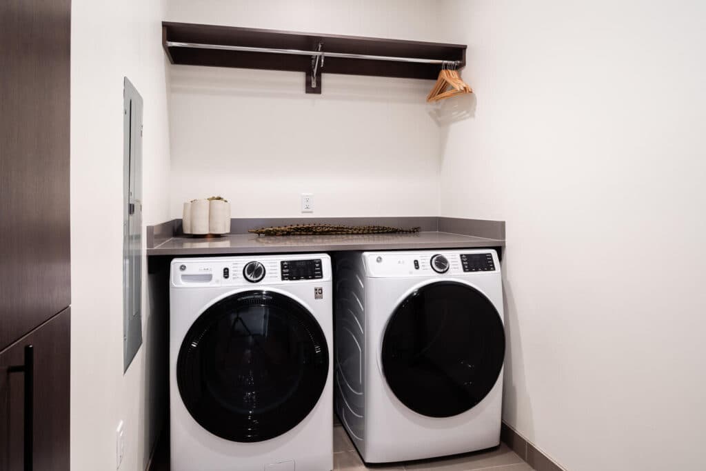 Rising Bull Home - Image 17