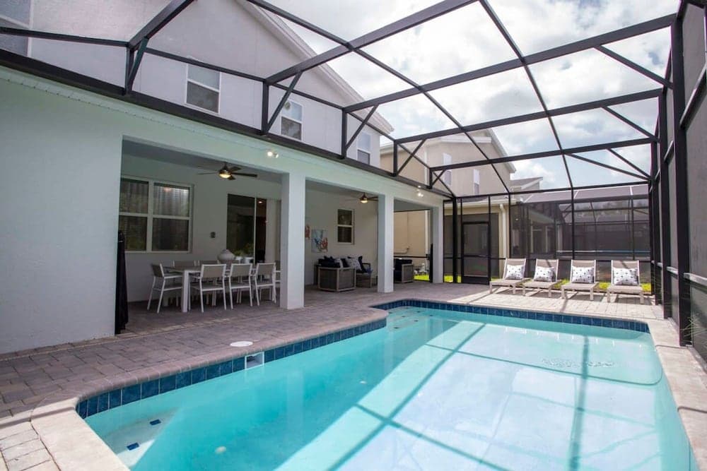 Royal Crown - Image 2