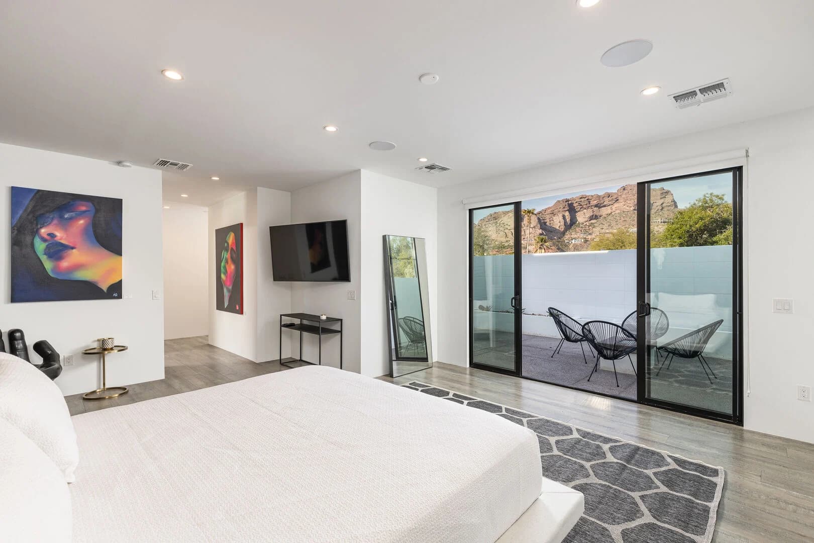 Camelback Manor - Image 39