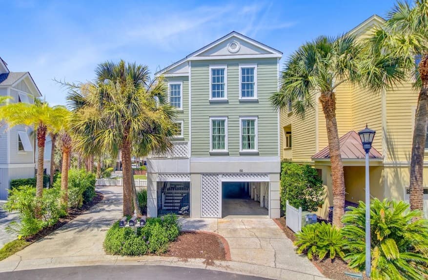 Seaside Place - Image 1