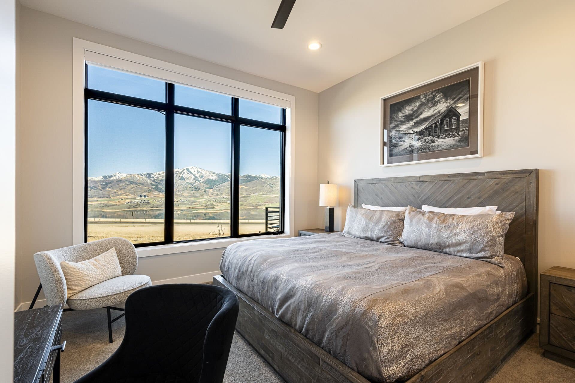 Hideout Epic View - Image 18