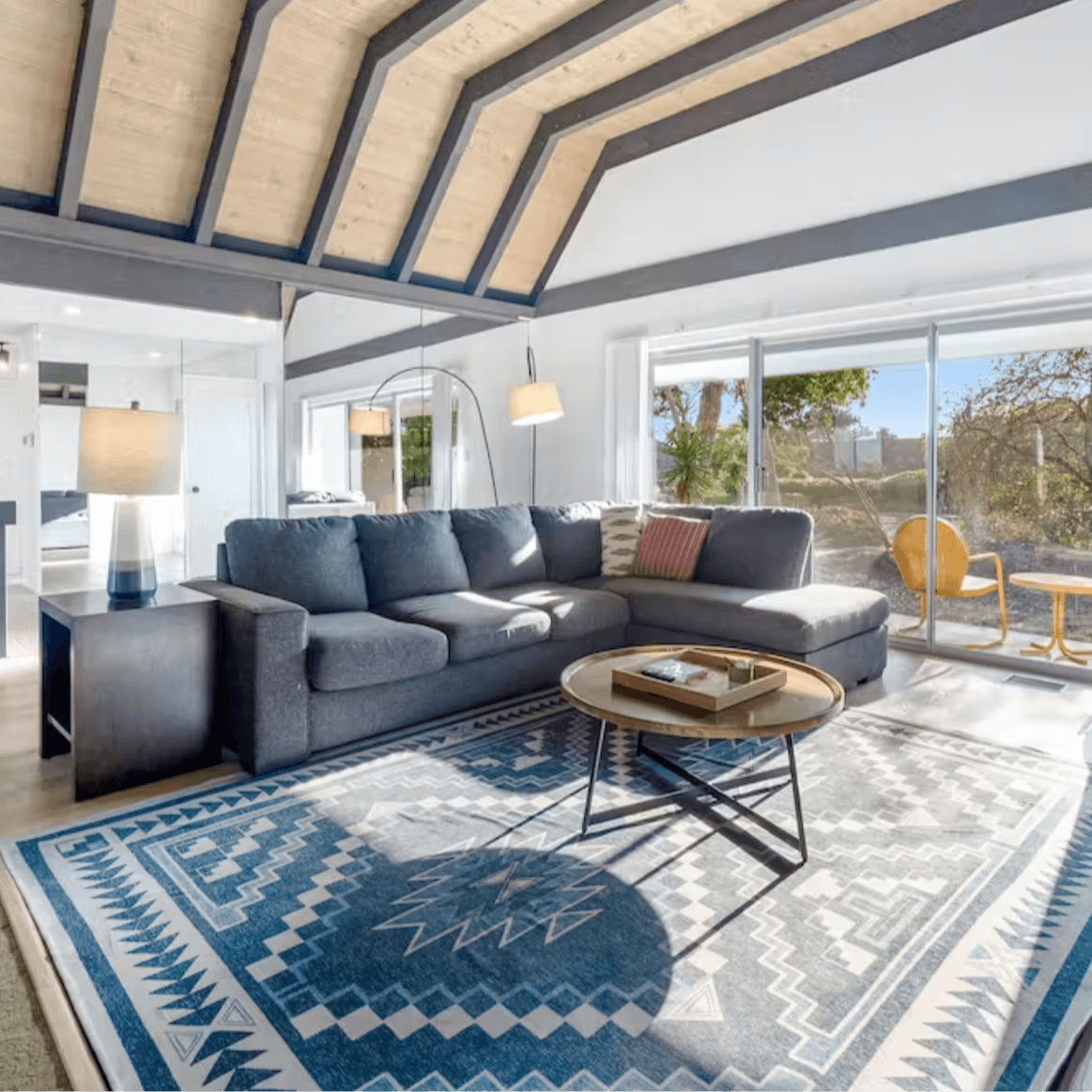 Scenic Vista Home - Image 1