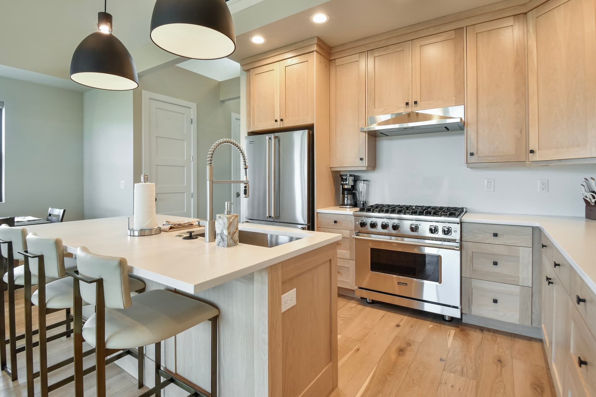 Mayflower Lakeside #942 - Image 6