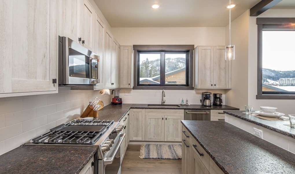 Mountain Lake #502C - Image 13