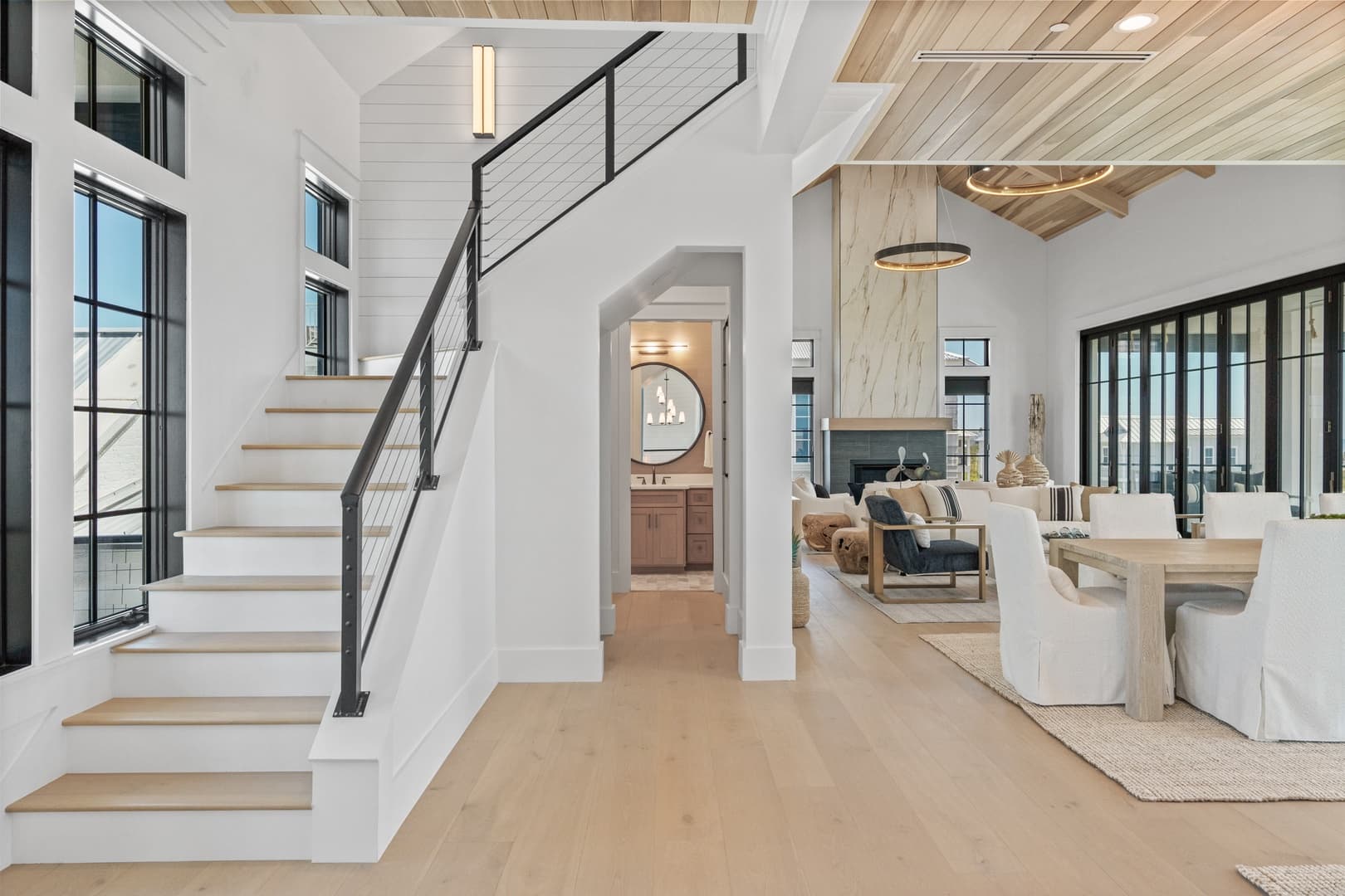 Grand Pearl - Image 104