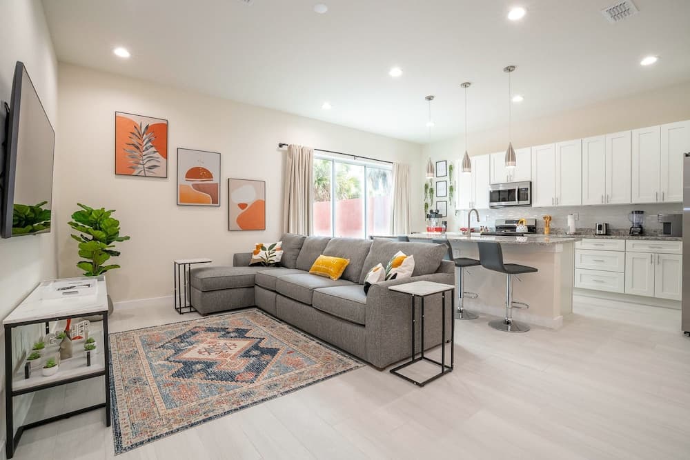 Disney Themed House - Image 1