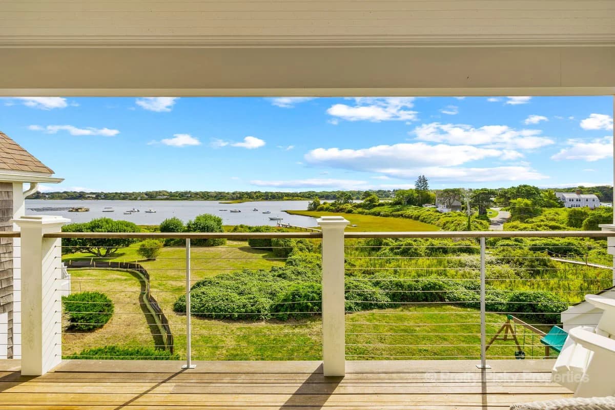 Serenity by the Sea - Image 7