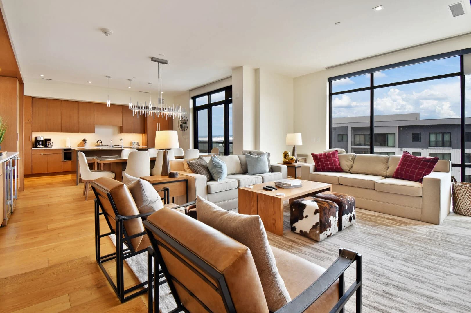 Lift Residence #602