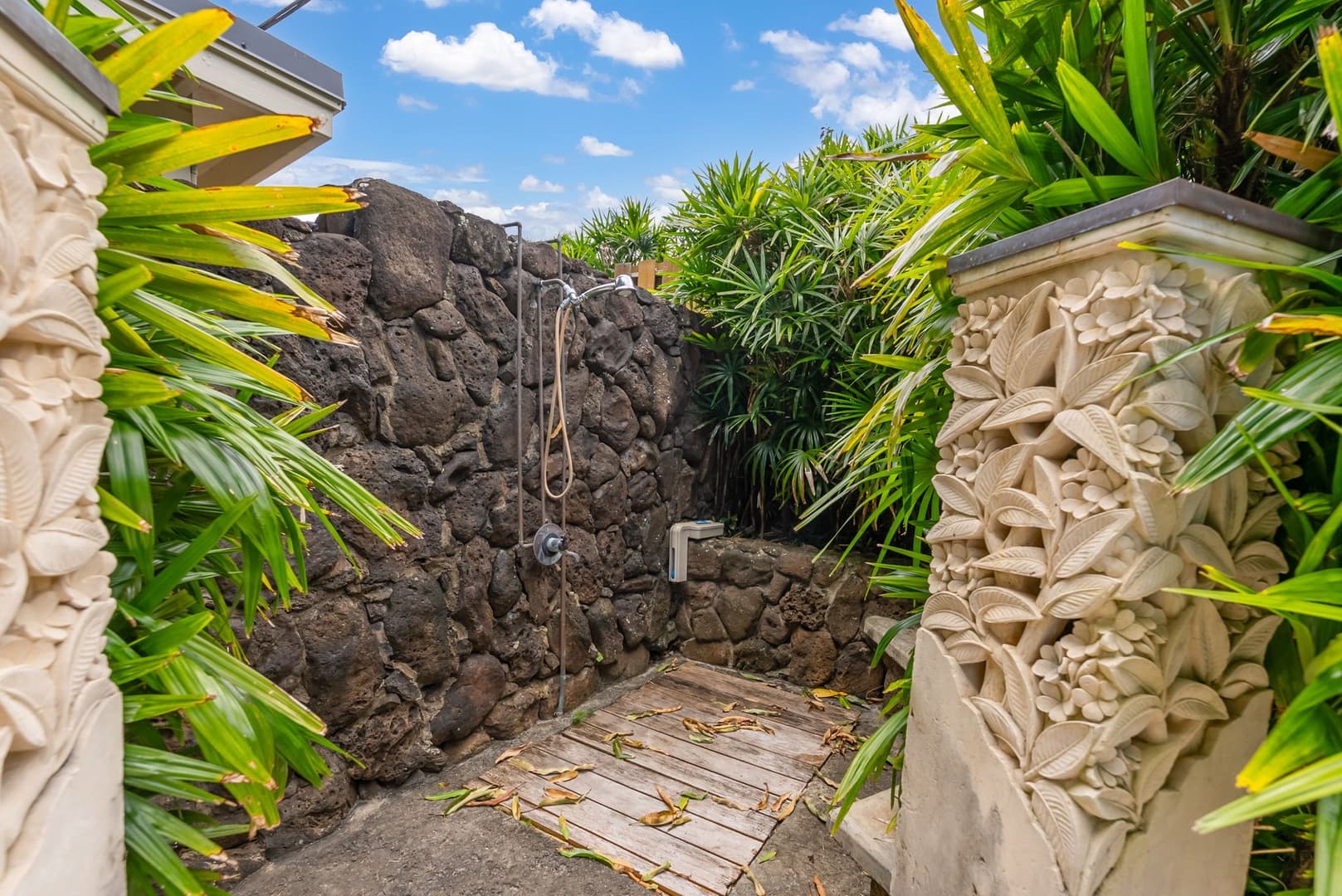 Leaf House - Image 61