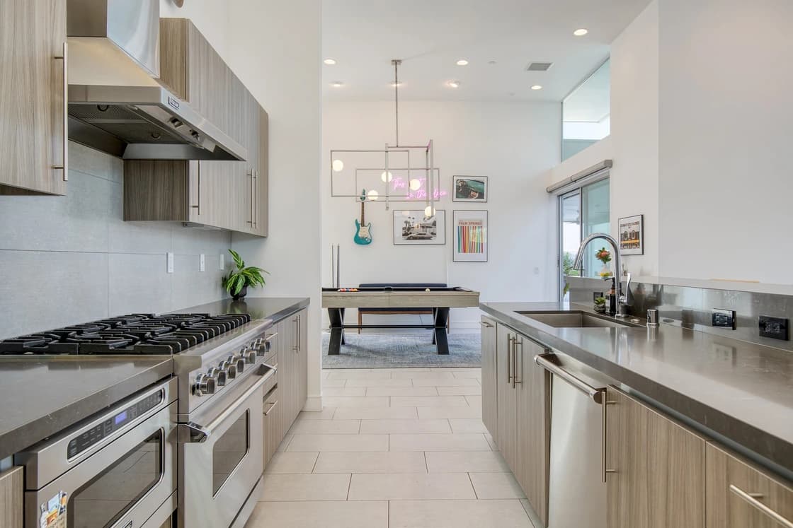 Polo Villa Halo - Image 49