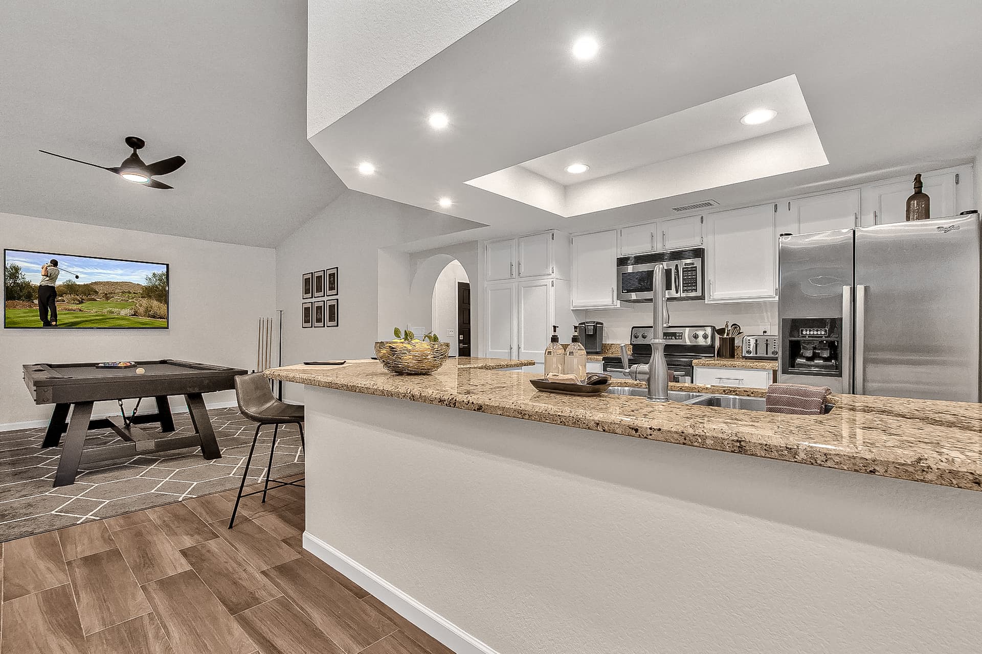 Sunset Ridge Retreat - Image 9