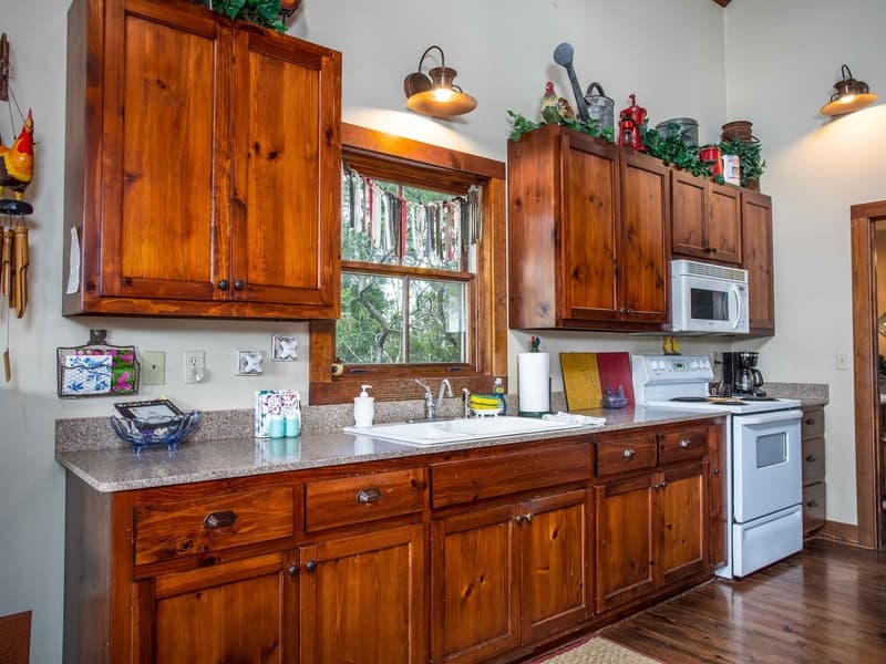 Honey Creek - Image 7