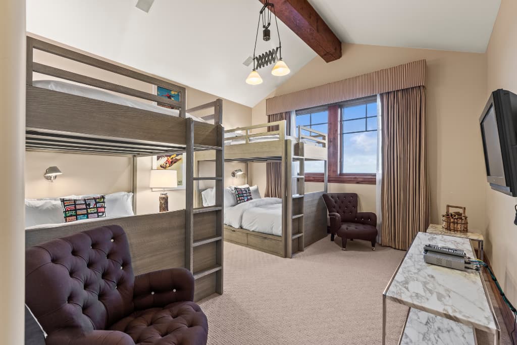 Empire Summit at The Grand Lodge - Image 27