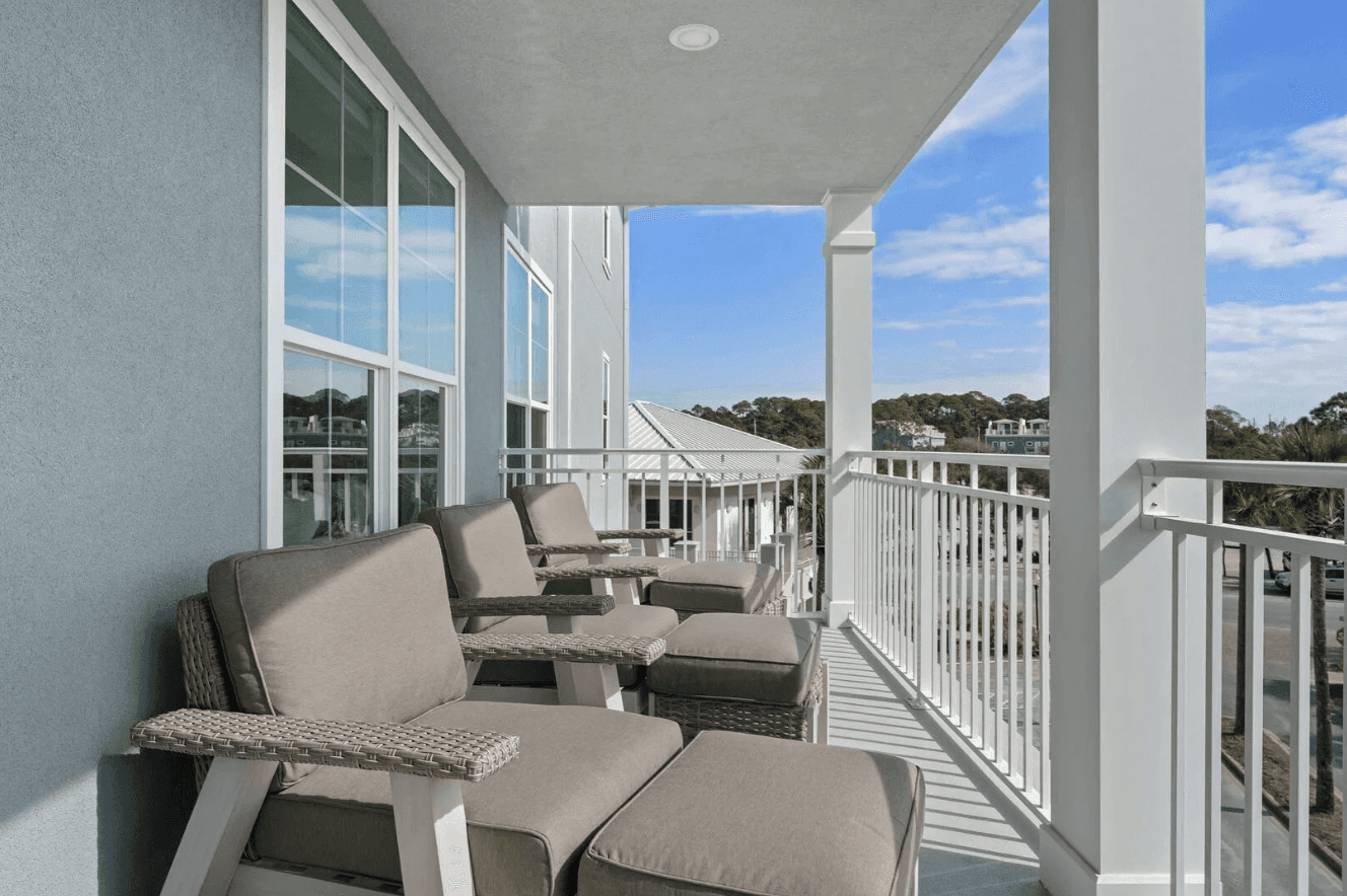 Sea La Vie - Image 32