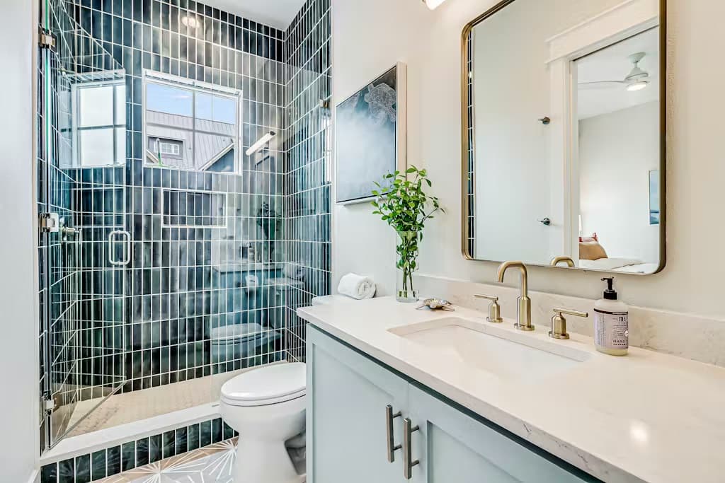 Beachin' Bungalow - Image 34