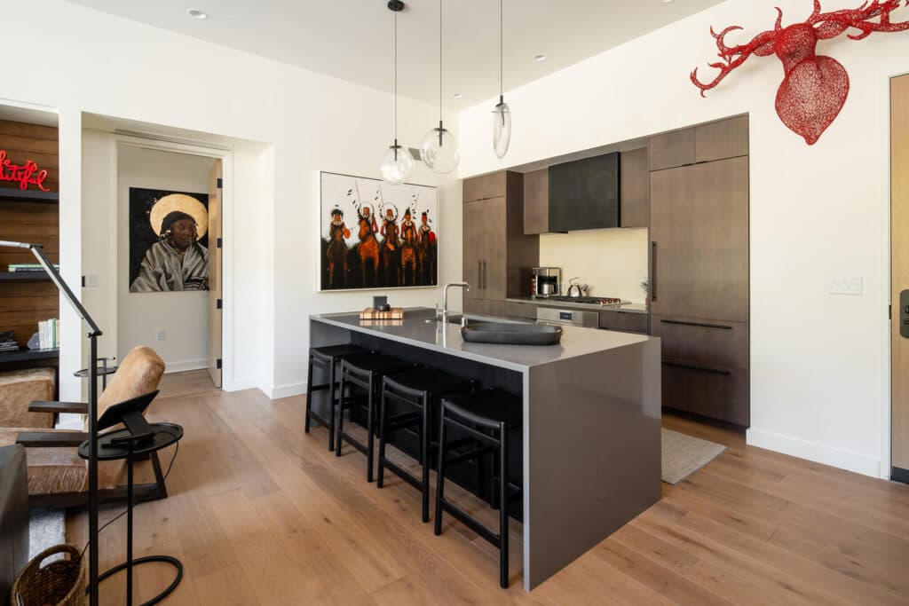 Black Moon Home - Image 4