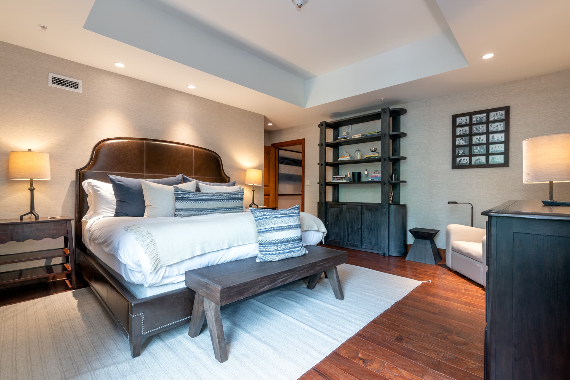 White Chutes at the Ritz-Carlton - Image 5