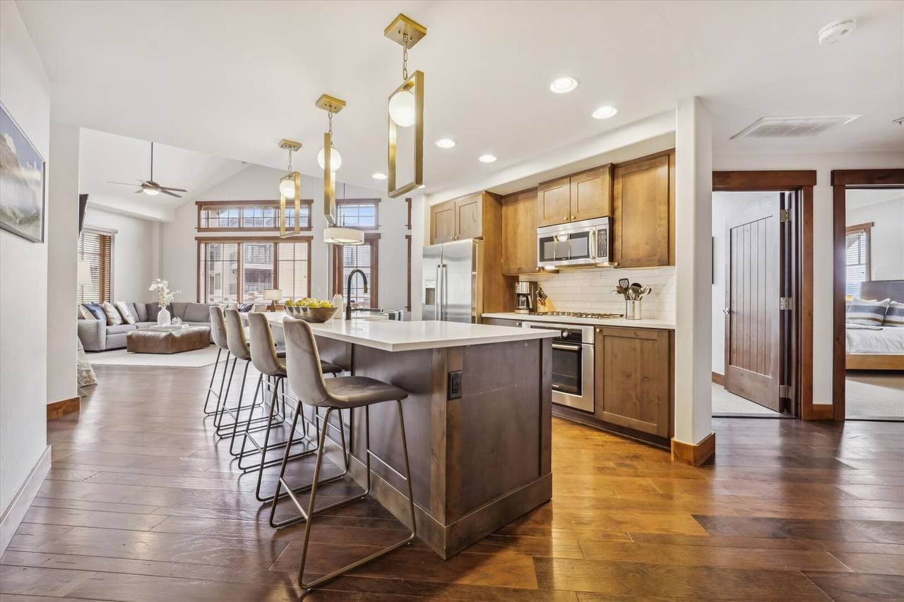 One Ski Hill Place #8424 - Image 6